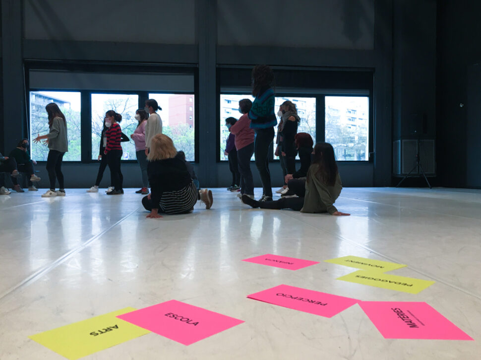 Zonas de Contacto en las aulas y también en el Graner, con el Segundo Encuentro de Maestrxs y Artistas