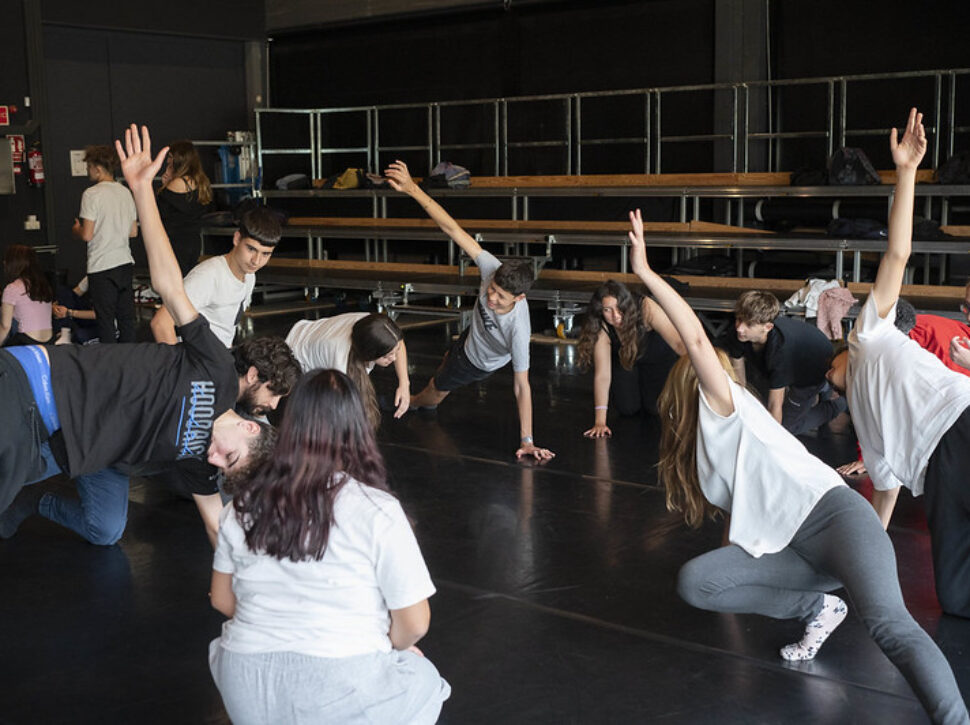 ENRESiDÈNCiA 2022/23 with Emma Villavecchia and Maria Soberón at Institut Teresa Pàmies