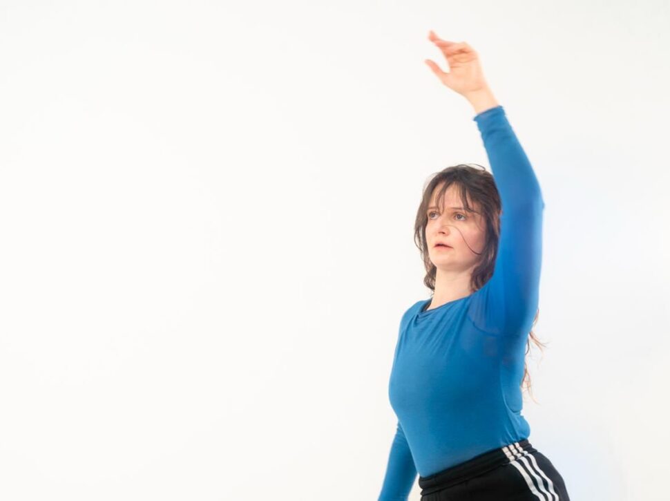 Laboratorio «Hacia una dramaturgia del cuerpo: elementos de creación y composición» con Poliana Lima
